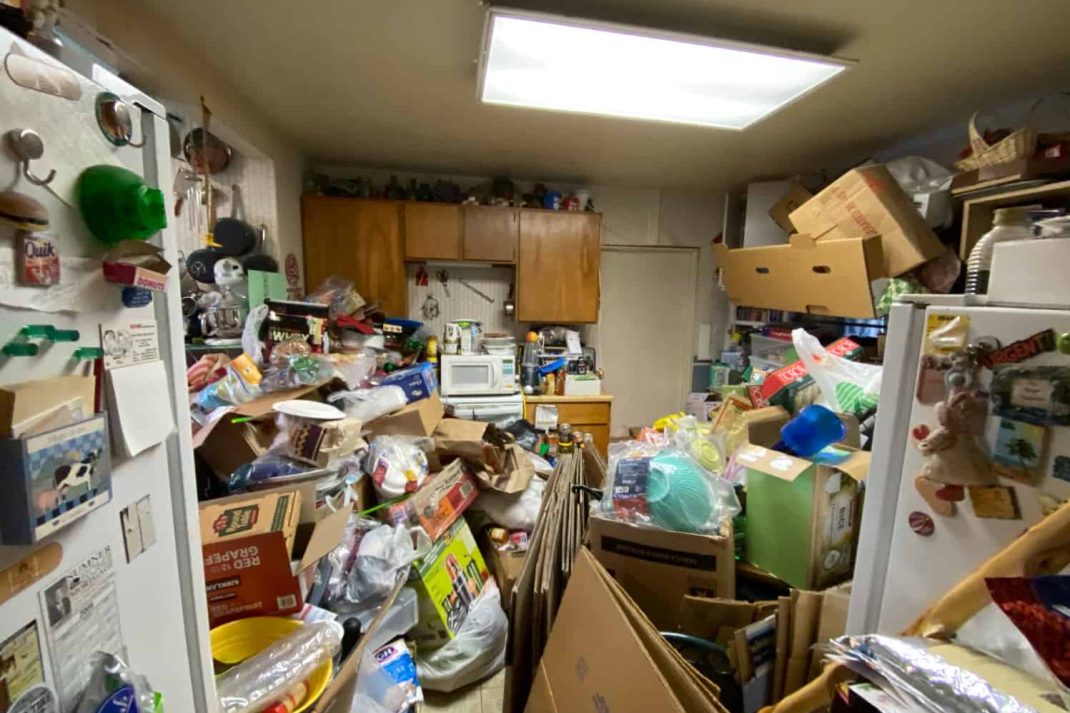 Bellevue cash home buyers purchase houses as-is, no cleaning required